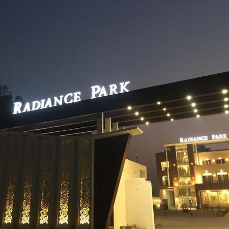 Hotel Radiance Park Rāmpur 外观 照片
